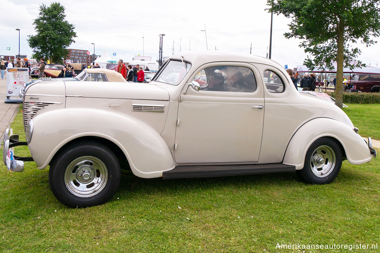 Plymouth De Luxe uit 1939